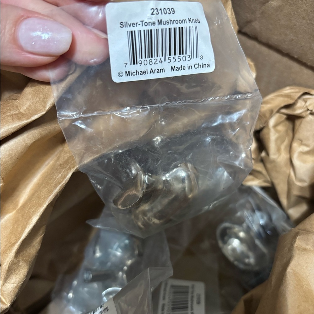 NIB (8) Michael Aram Mushroom Knobs - Picture 6 of 6